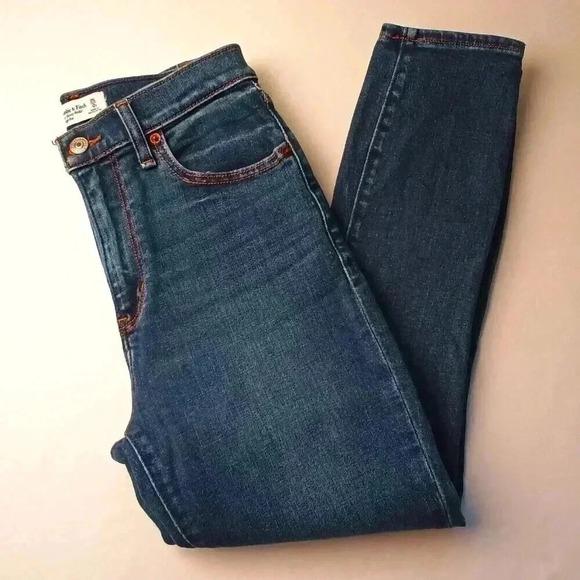 Abercrombie and Fitch Jeans Size 25/0 Short The Super Skinny Ankle High Rise - Picture 1 of 10